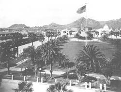 The Plaza in 1925